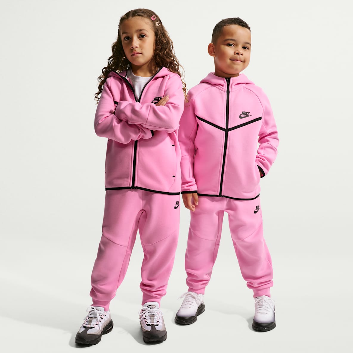 NIKE ピンクテック Tech Fleece. Nike.com